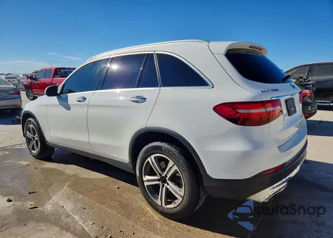 2018 Mercedes-Benz Glc 300 4Matic z USA, uszkodzony, nr VIN WDC0G4KB1JV041575